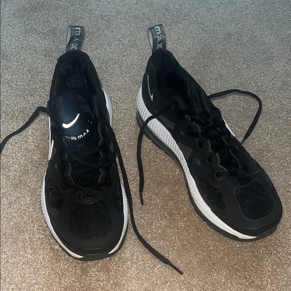 Nike Other - Nike air max Black and White Sneakers